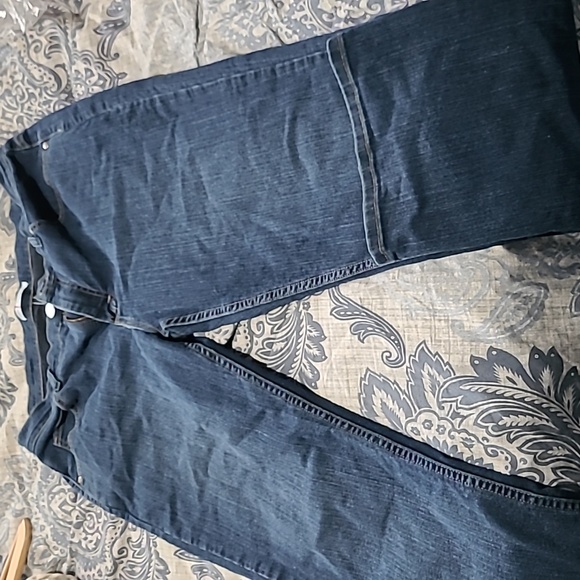 Lee Riders Straight Leg Jeans - Picture 3 of 3
